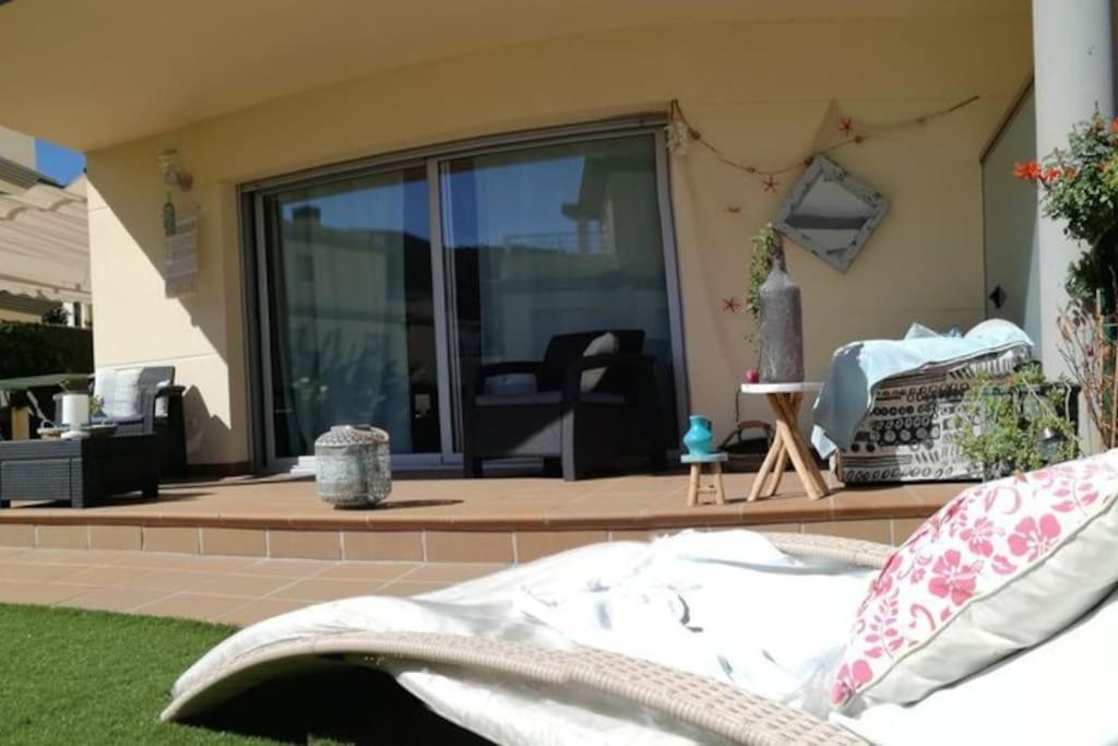 Residence Avec Piscine Face A La Mer, 1Ere Ligne Llança Dış mekan fotoğraf
